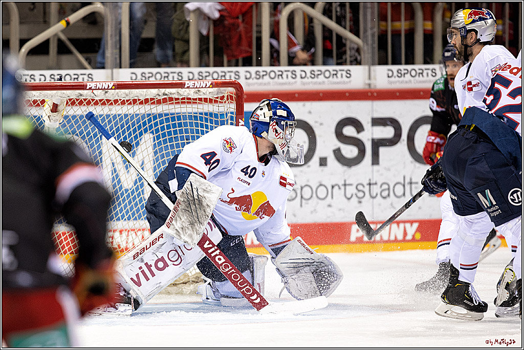 PENNY DEL Viertelfinale 4. Spiel; Duesseldorfer EG - Red Bull Muenchen; Duesseldorf, 16.04.2022